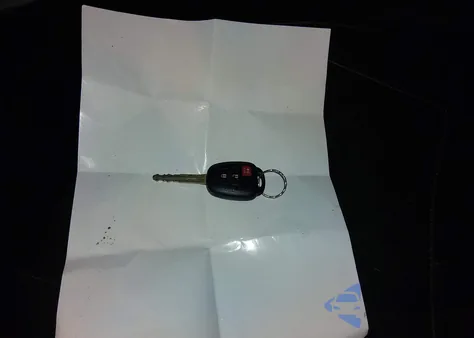 2019 Toyota Highlander Le z USA, uszkodzony, nr VIN 5TDBZRFH7KS918005